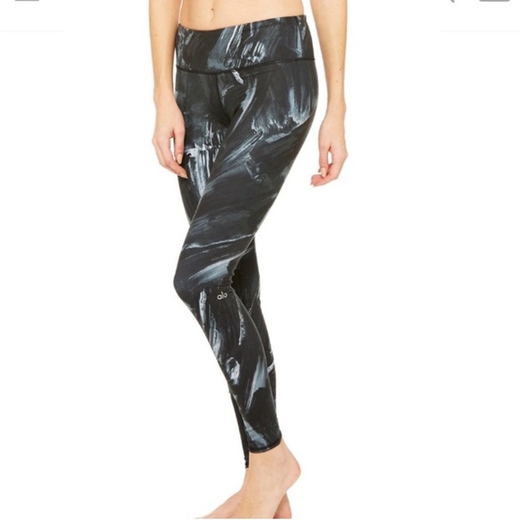 ALO Yoga Pants - Alo yoga Airbrush Legging